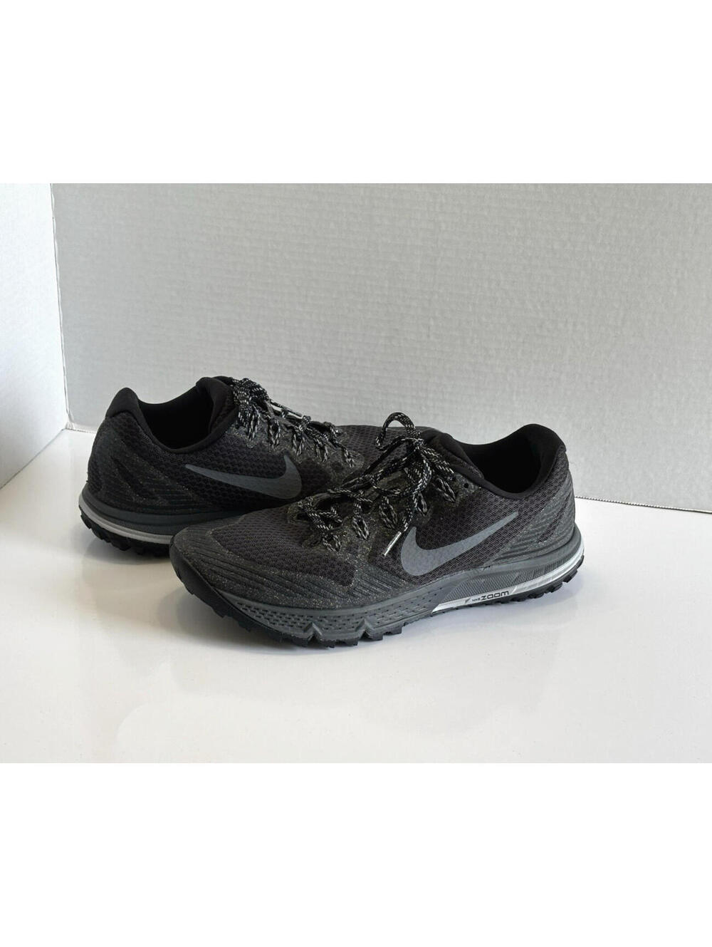 Nike Air Zoom Wildhorse 3 Women's Size 9.5 Black Trail Running Shoes 749337-010